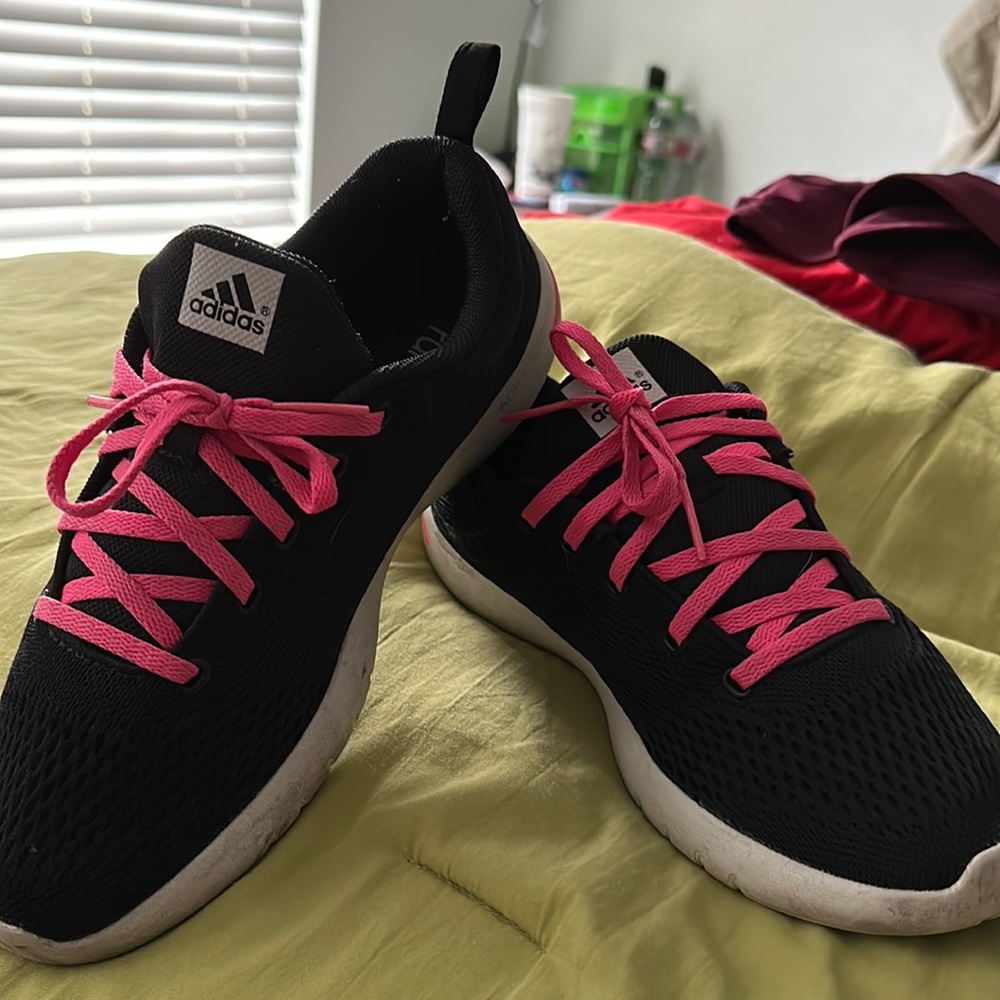 Adidas tennis shoes